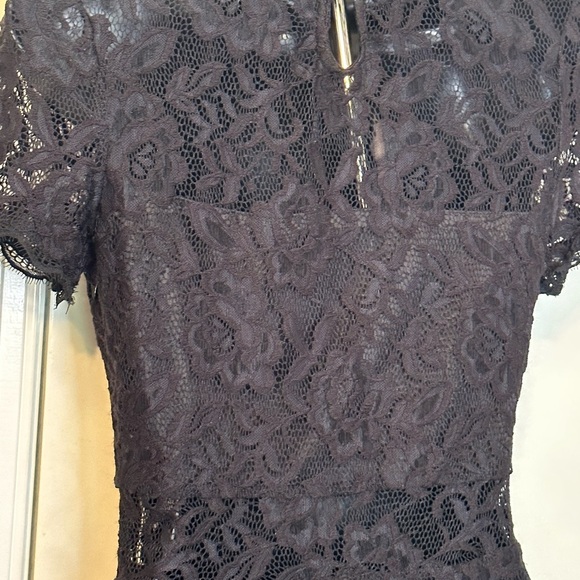 NSR Women’s Black Lace Overlay Dress with Peekaboo Waist Size XS NWT - Picture 3 of 15